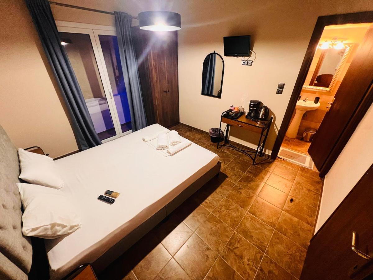Blue Hotel Boutique Szelínia Kültér fotó
